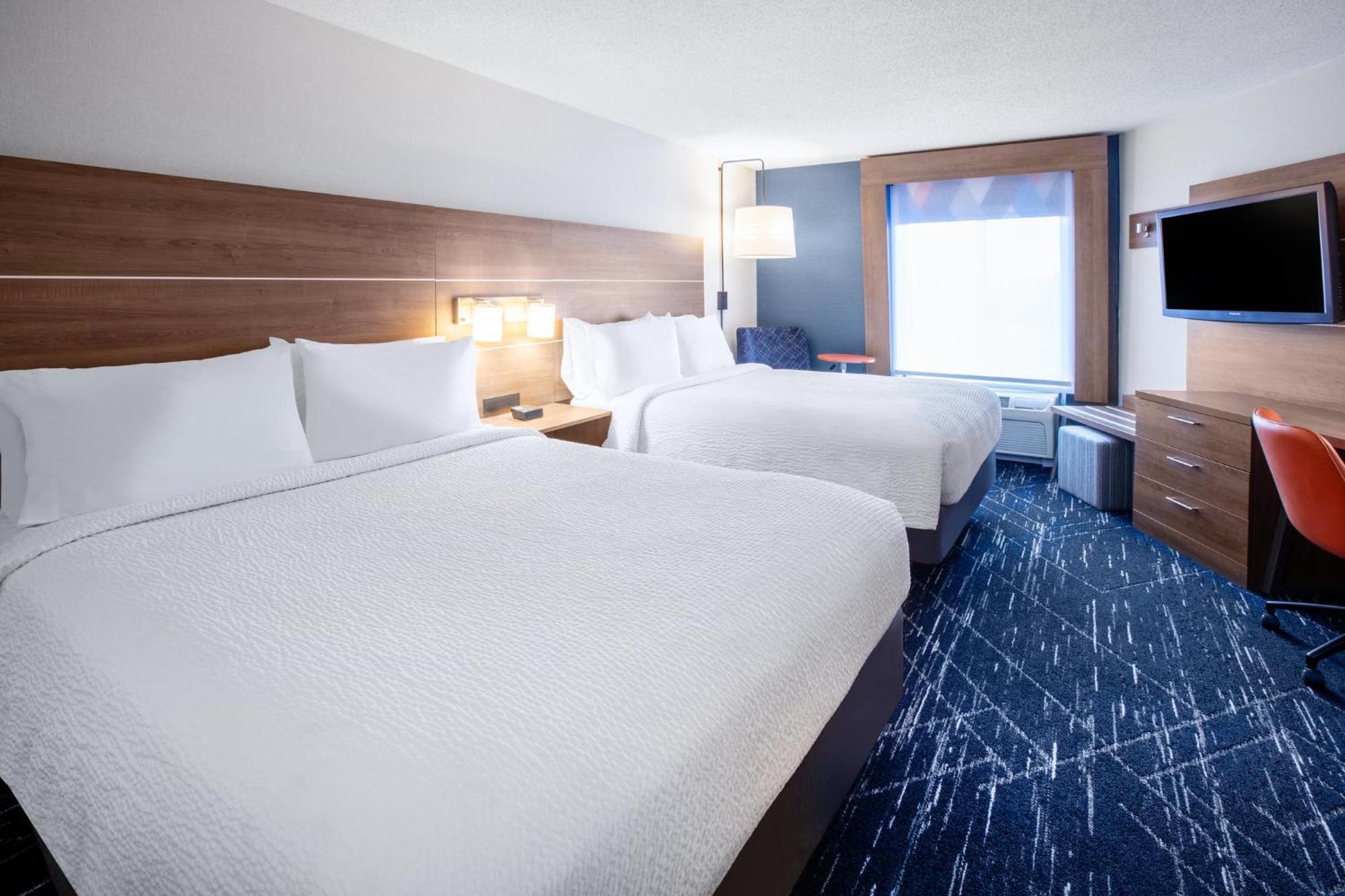 Holiday Inn Express Hotel & Suites Auburn Hills By Ihg Esterno foto