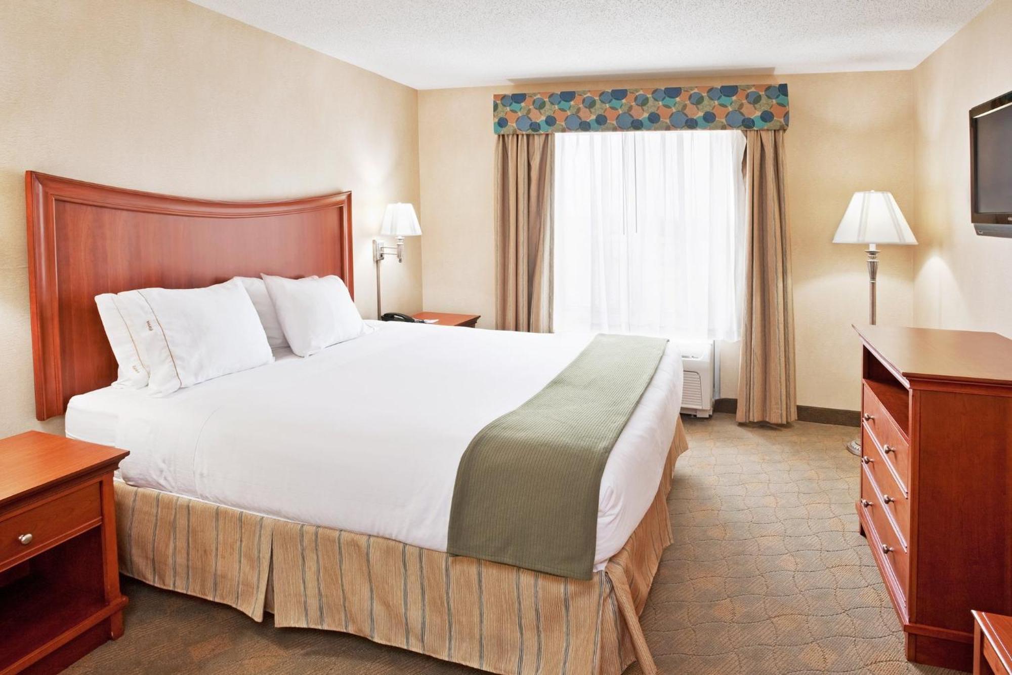 Holiday Inn Express Hotel & Suites Auburn Hills By Ihg Esterno foto