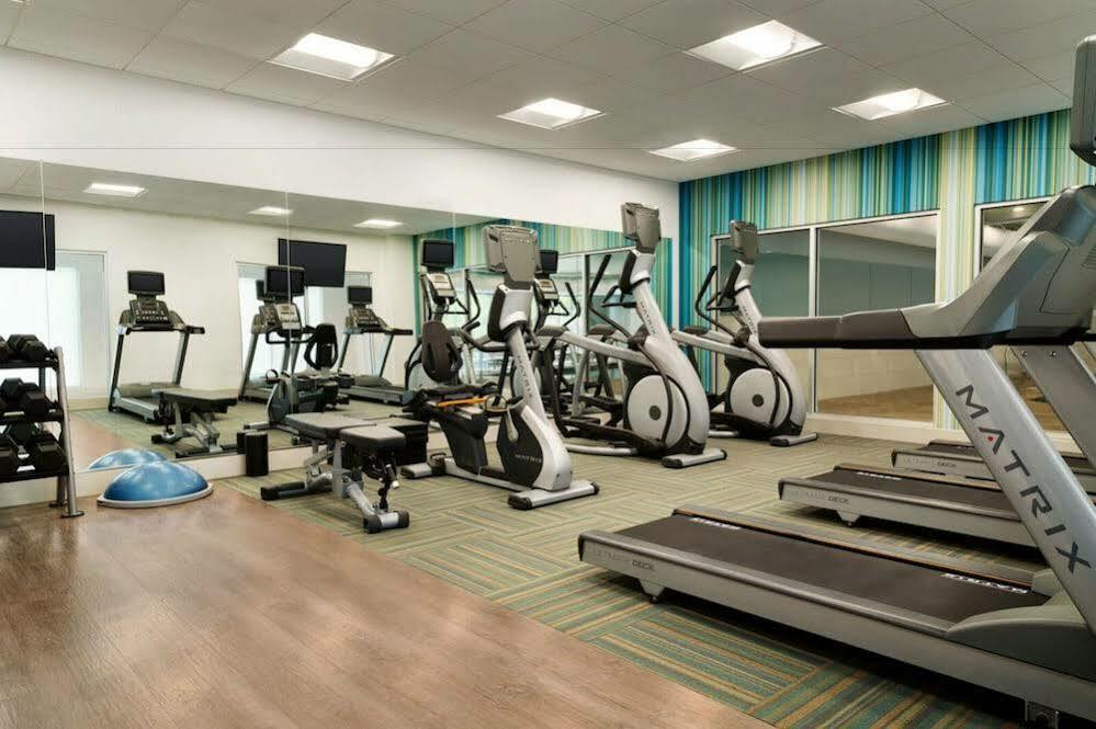 Holiday Inn Express Hotel & Suites Auburn Hills By Ihg Esterno foto